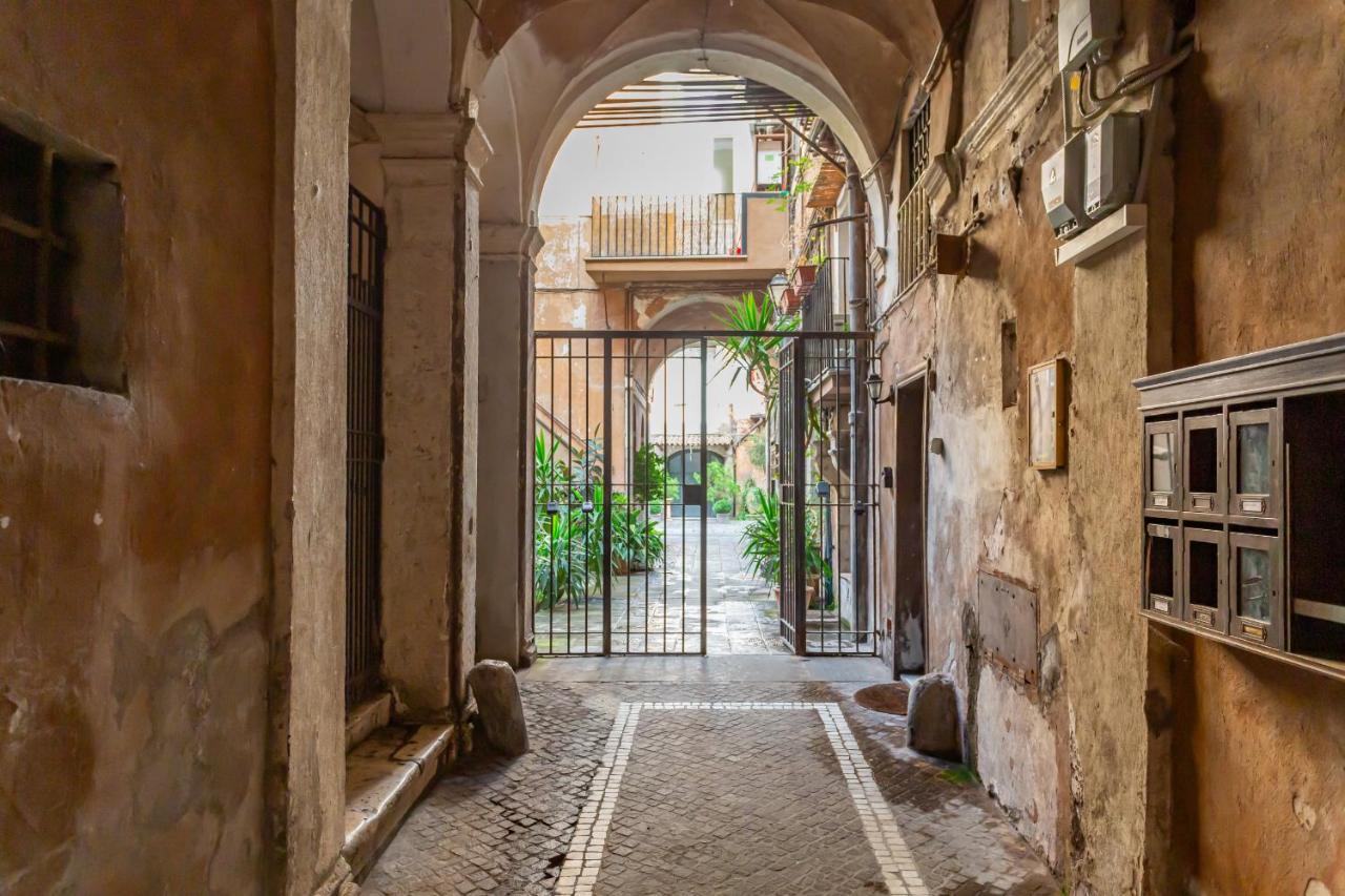 Al Cortile Del Moro Apartment Roma Exterior foto
